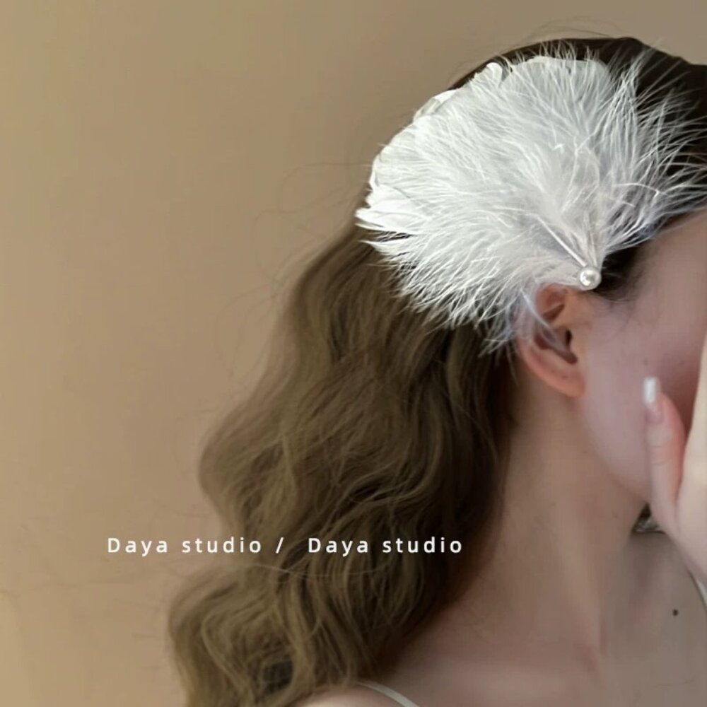 Daya Studio - 1 Pair Swan Feather Hairpin - Headwear - Hair Accessories